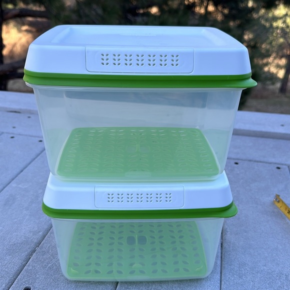 Set 2 Rubbermaid Fresh Works Produce Savers Vegetables Storage Bins Refrigerator - Picture 3 of 15